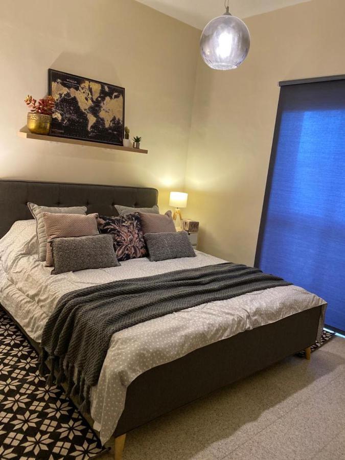 A Sea View Maisonette Right On The Waters Edge. Apartamento St. Paul's Bay Exterior foto